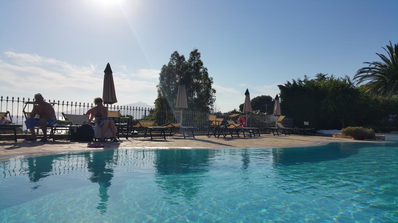 Residential Hotel Villaggio Innamorata Capoliveri  Exterior foto
