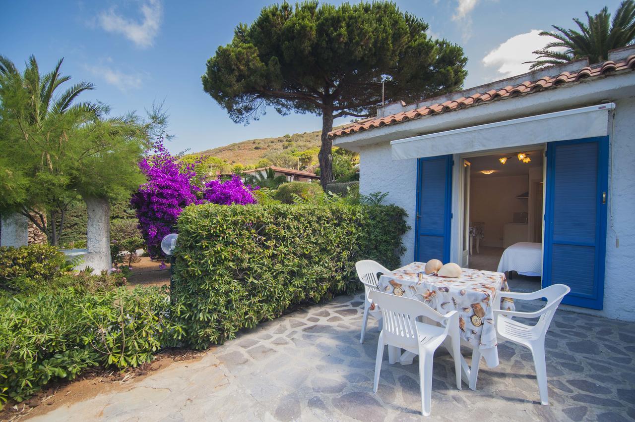Residential Hotel Villaggio Innamorata Capoliveri  Exterior foto